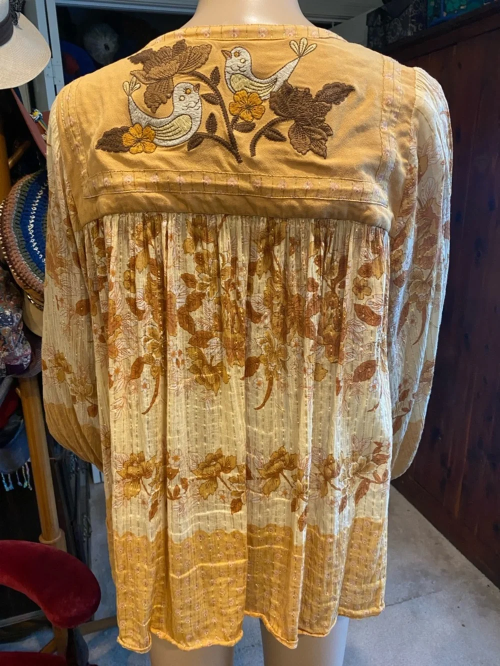 Spell Coco Lei Blouse in Caramel with Gold Lurex - Picture 4 of 5